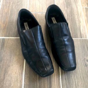 Men’s dress shoes